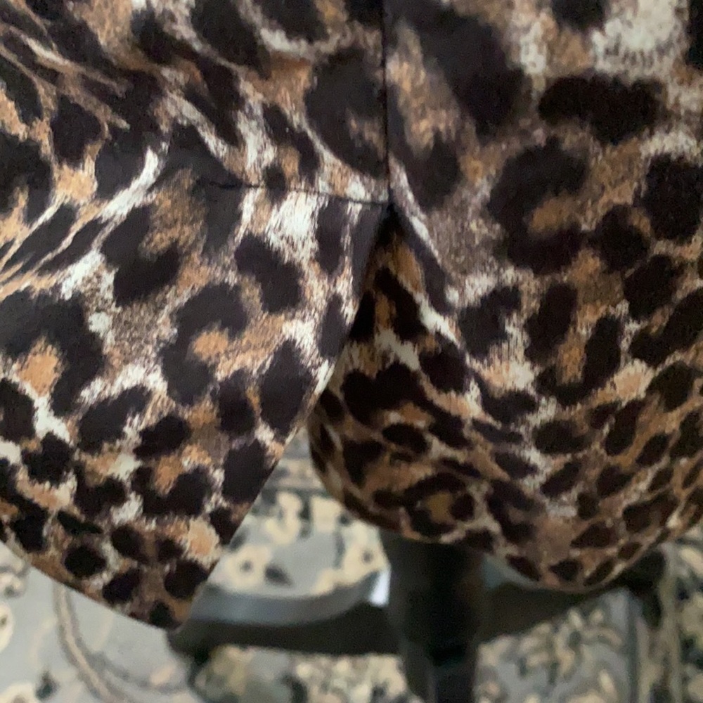 Loft animal print sleeveless dress. Size 4P - Picture 6 of 10